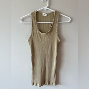 Wilfred tank size L